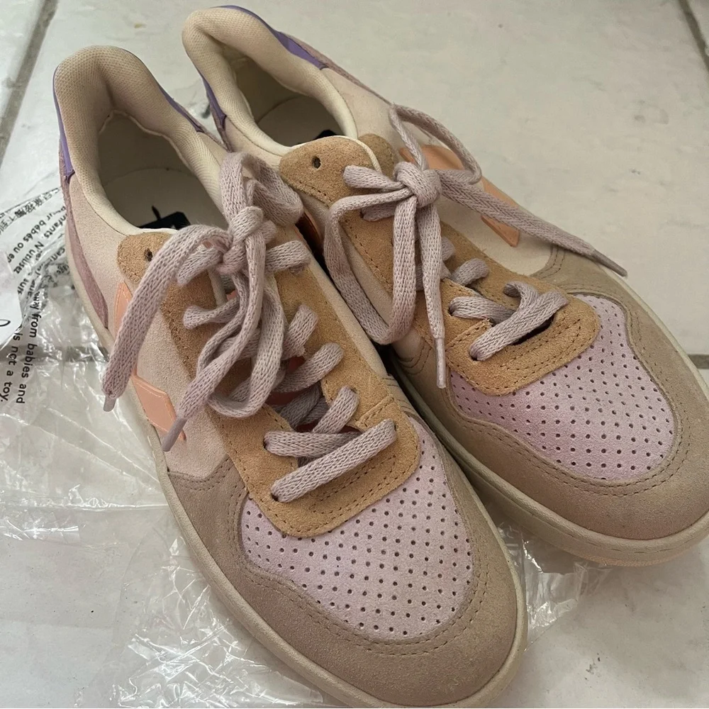 NEW Veja Women V-10 Suede Multico Peach Lavender Sneakers Shoes size 39 US 8 - Picture 2 of 11